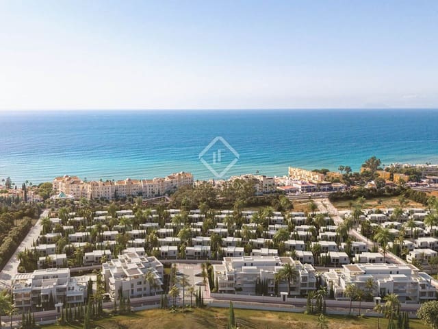 2 slaapkamer Appartement te koop in Estepona met zwembad garage - € 770.000 (Ref: 8878589)