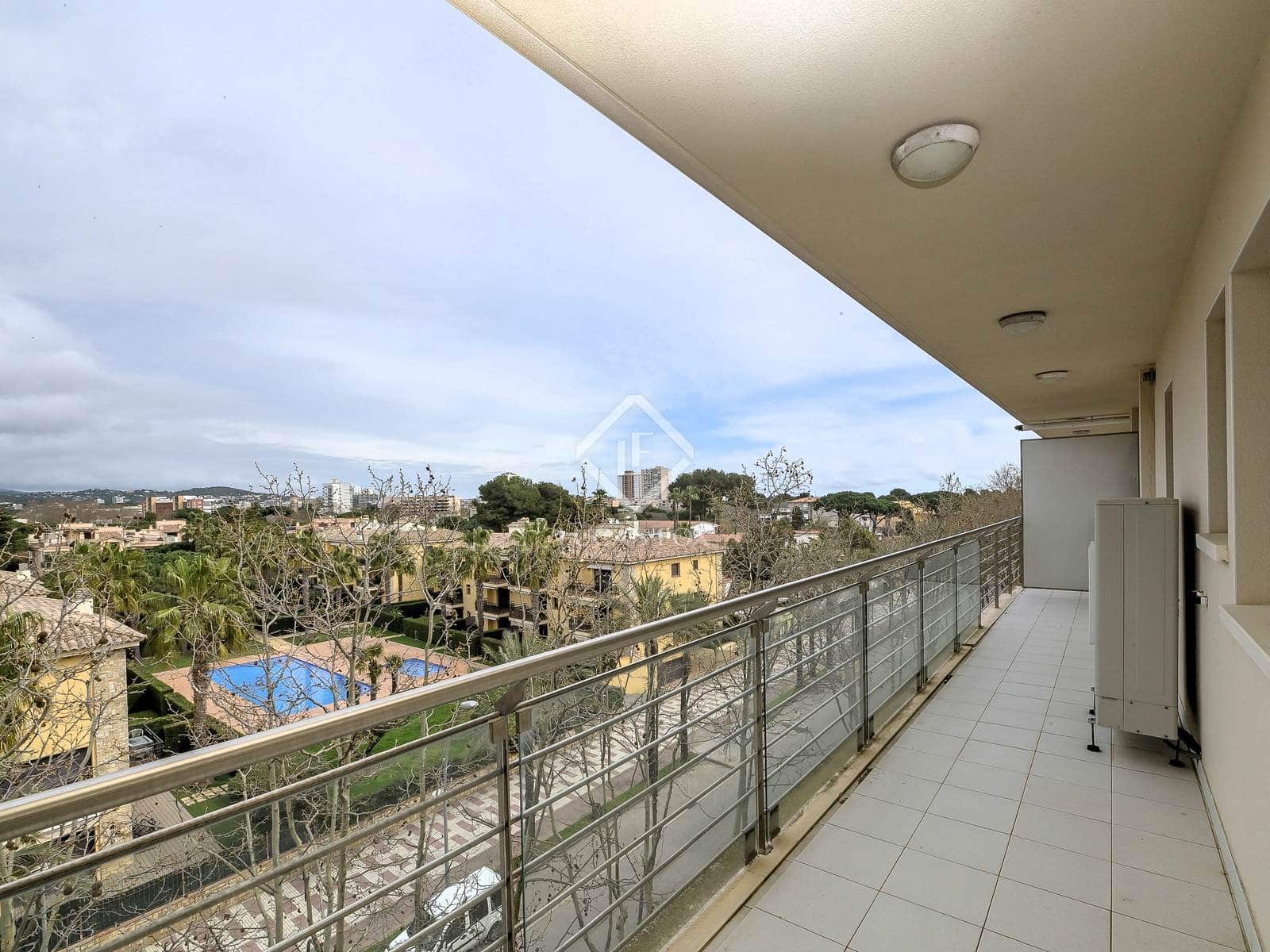 3 sypialnia Apartament na sprzedaż w Platja d'Aro z basenem garażem - 783 000 € (Ref: 8878594)