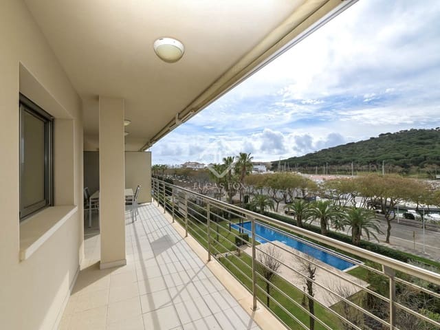 3 sypialnia Apartament na sprzedaż w Platja d'Aro, Castell-Platja d'Aro z basenem garażem - 783 000 € (Ref: 8878594)