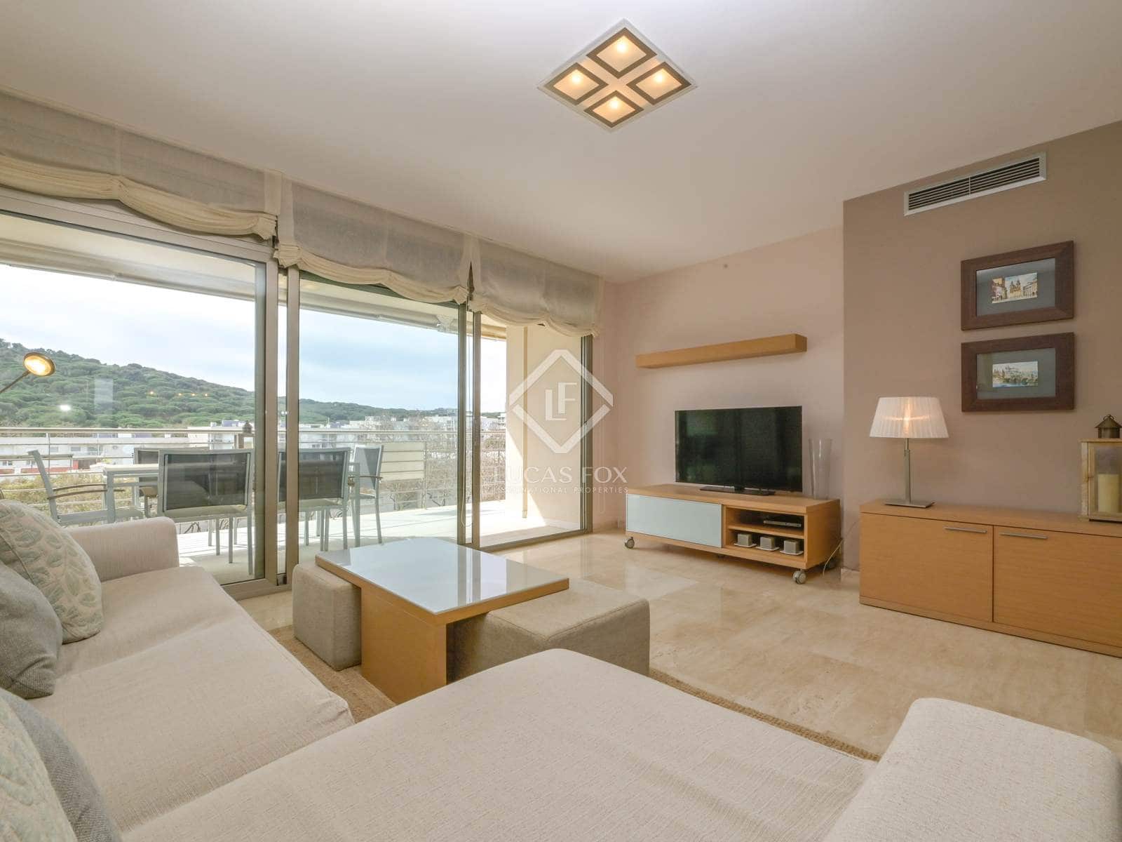 3 sypialnia Apartament na sprzedaż w Platja d'Aro z basenem garażem - 783 000 € (Ref: 8878594)