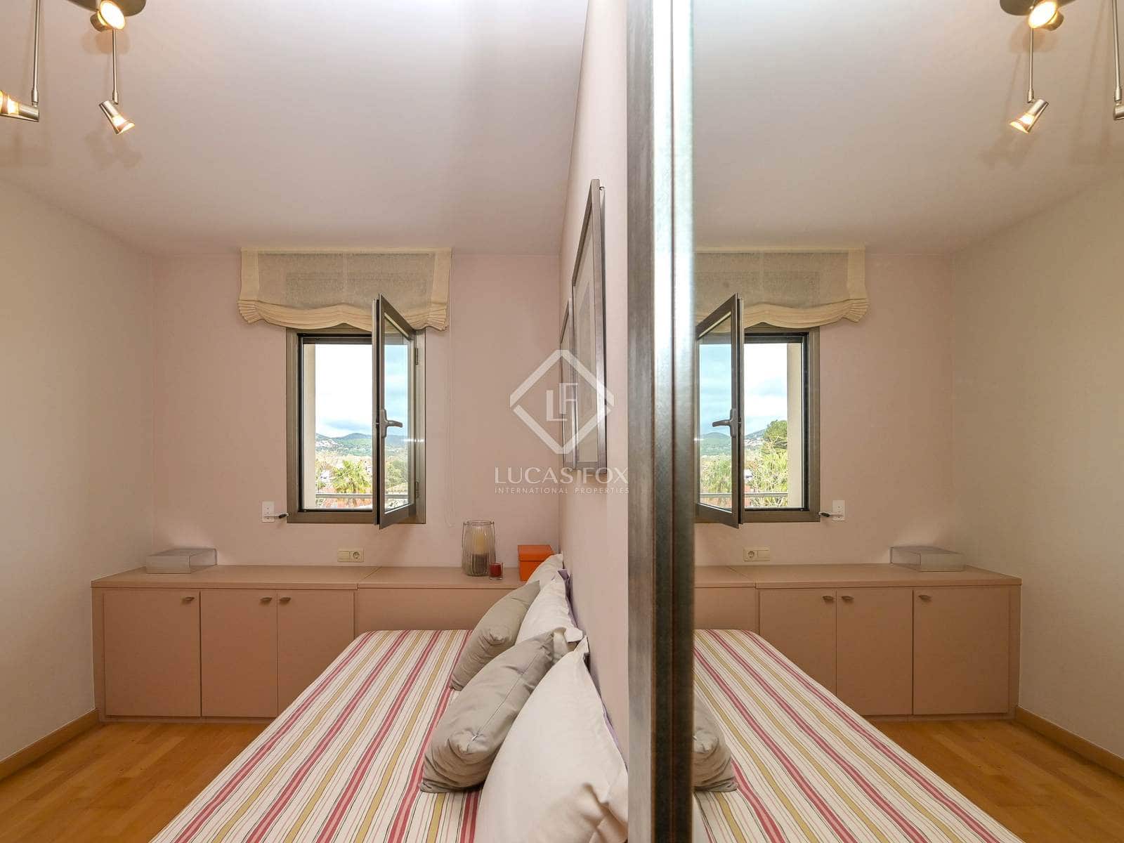 3 sypialnia Apartament na sprzedaż w Platja d'Aro z basenem garażem - 783 000 € (Ref: 8878594)