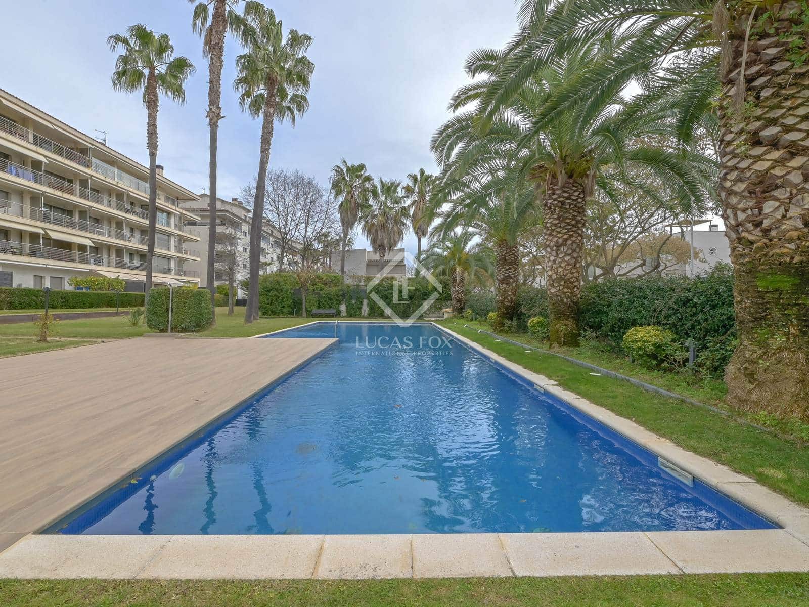 3 sypialnia Apartament na sprzedaż w Platja d'Aro z basenem garażem - 783 000 € (Ref: 8878594)
