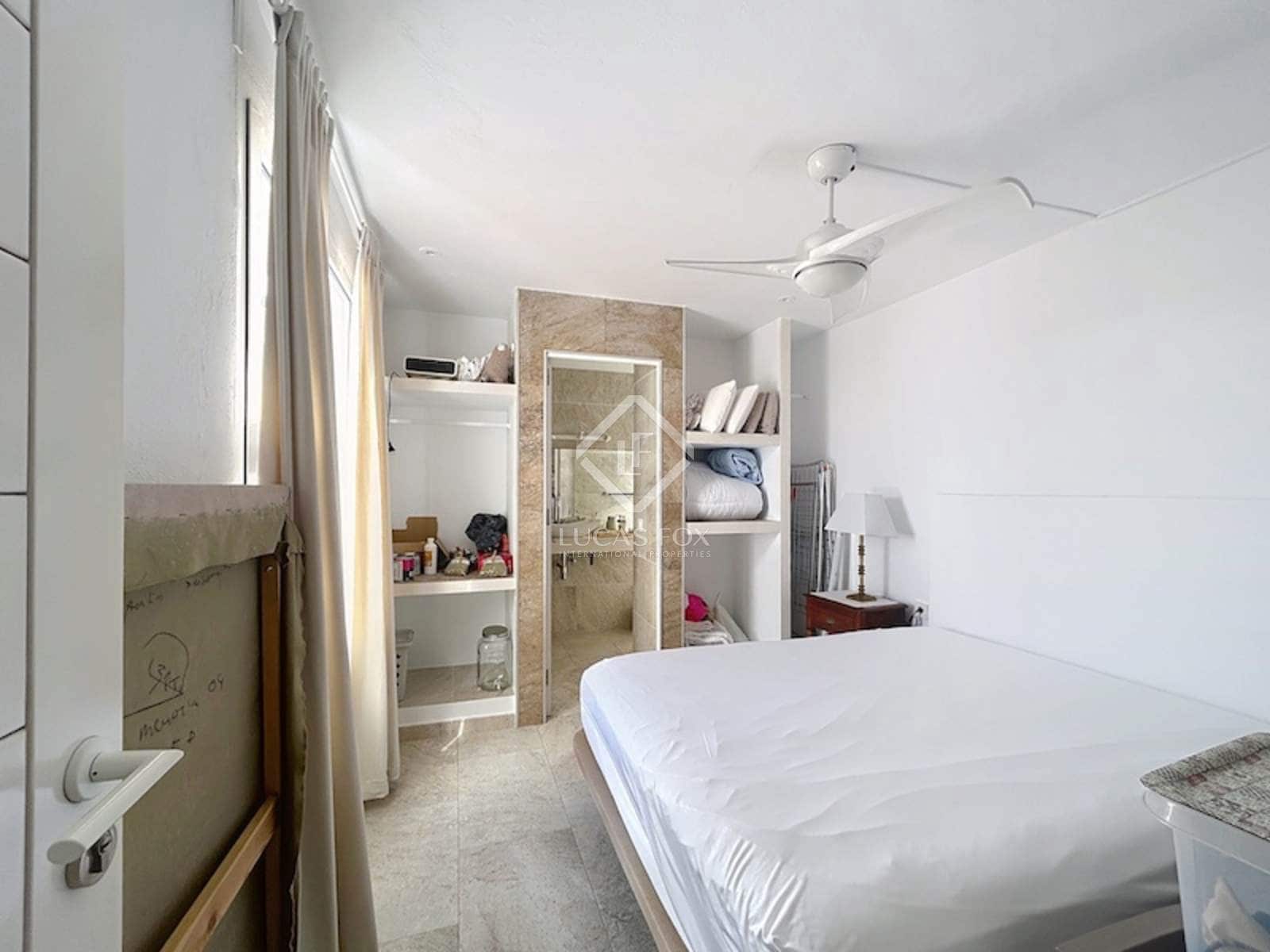 8 soveværelse Villa til salg i Es Castell med garage - € 1.275.000 (Ref: 8881140)