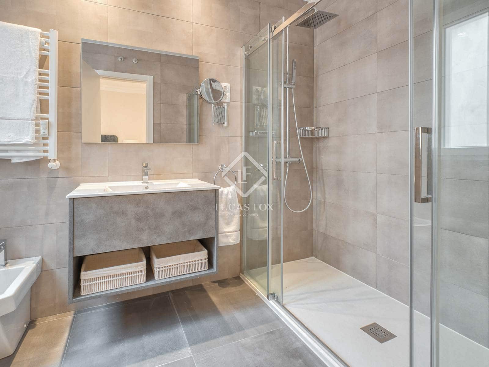 3 soveværelse Lejlighed til salg i Madrid by - € 2.975.000 (Ref: 8882345)