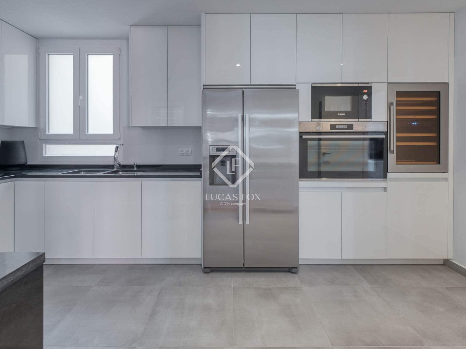 3 soveværelse Lejlighed til salg i Madrid by - € 2.975.000 (Ref: 8882345)