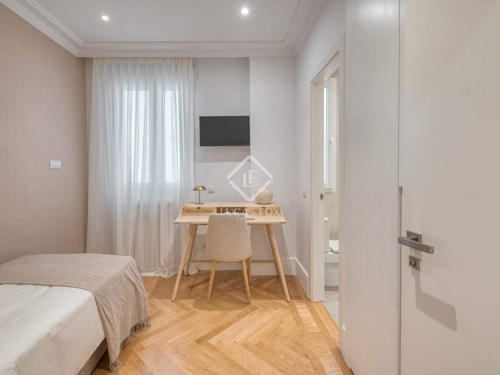 3 soveværelse Lejlighed til salg i Madrid by - € 2.975.000 (Ref: 8882345)
