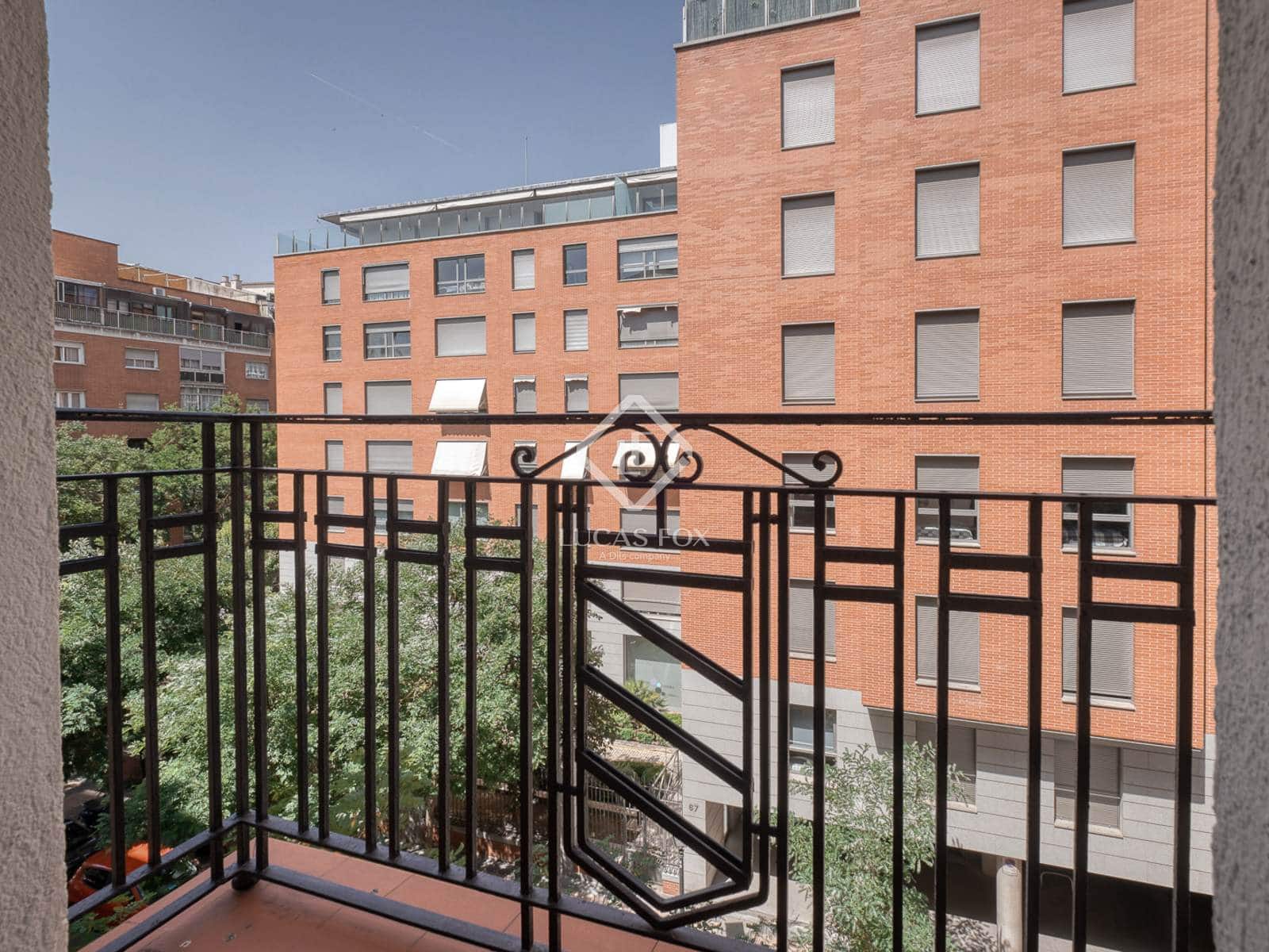 3 soveværelse Lejlighed til salg i Madrid by - € 2.975.000 (Ref: 8882345)