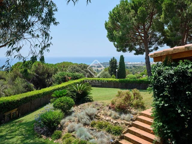 5 Zimmer Villa zu verkaufen in Sant Vicenç de Montalt mit Pool Garage - 1.220.000 € (Ref: 8885477)