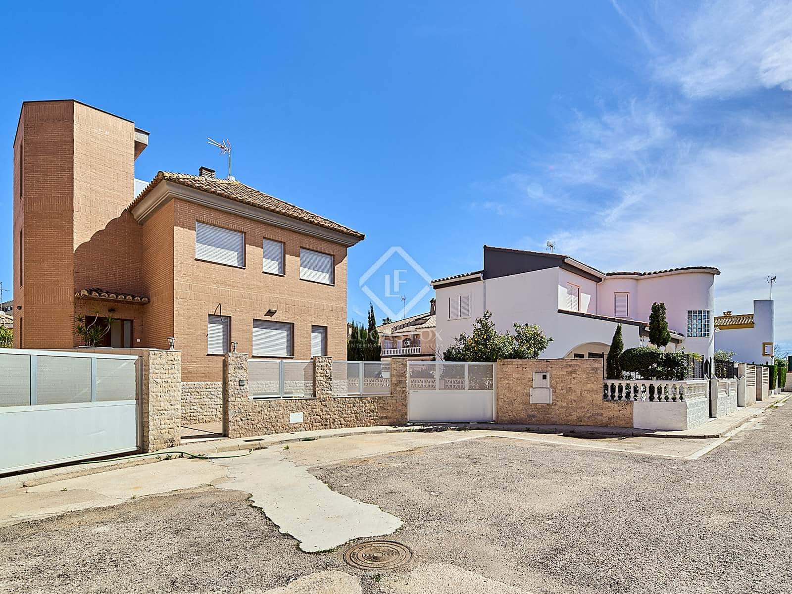 5 soveværelse Villa til salg i Mareny Blau med swimmingpool garage - € 480.000 (Ref: 8885483)