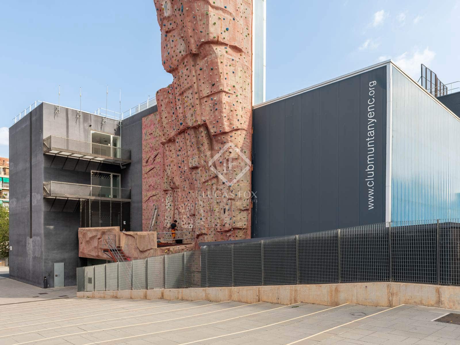 6 soverom Villa til salgs i Sant Cugat del Valles med svømmebasseng garasje - € 1 460 000 (Ref: 8885581)