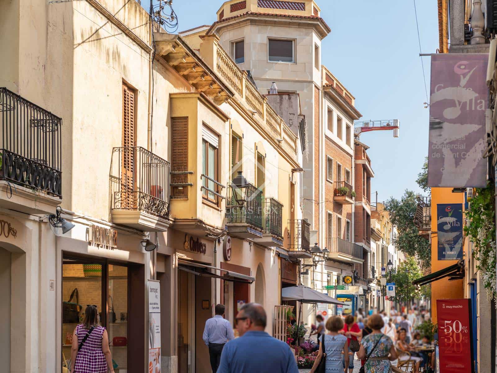 6 soverom Villa til salgs i Sant Cugat del Valles med svømmebasseng garasje - € 1 460 000 (Ref: 8885581)