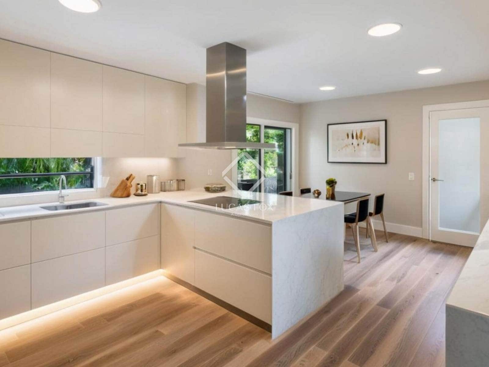 6 soverom Villa til salgs i Sant Cugat del Valles med svømmebasseng garasje - € 1 460 000 (Ref: 8885581)