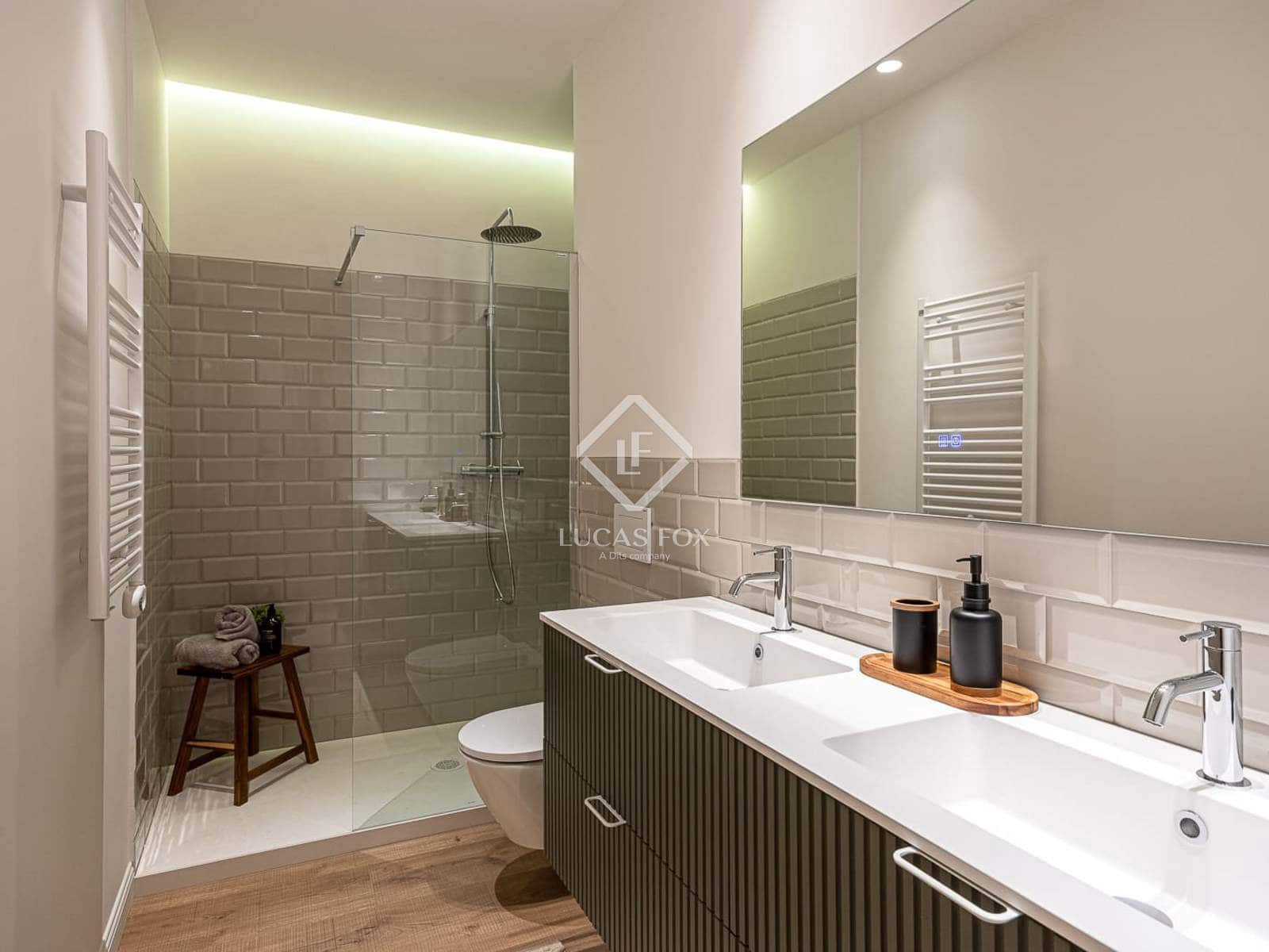 2 slaapkamer Appartement te koop in Barcelona stad - € 1.160.000 (Ref: 8885582)