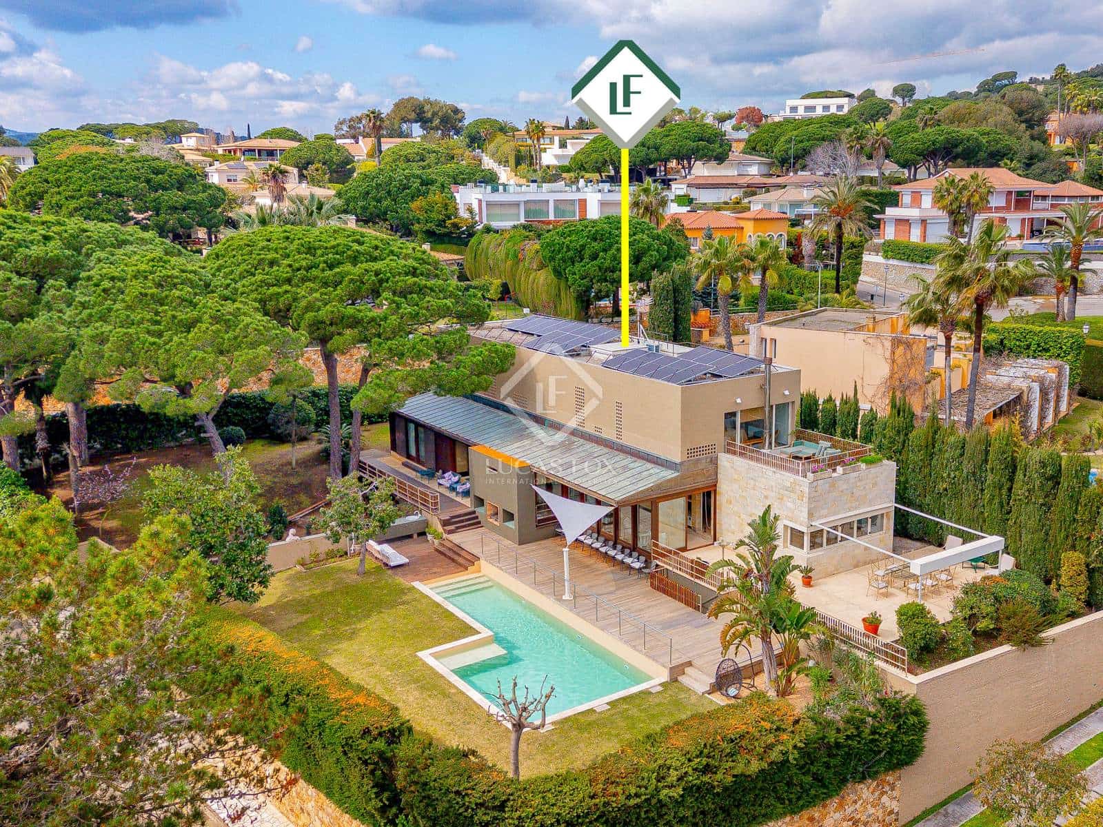 7 soveværelse Villa til salg i S'Agaro med swimmingpool garage - € 4.650.000 (Ref: 8887012)