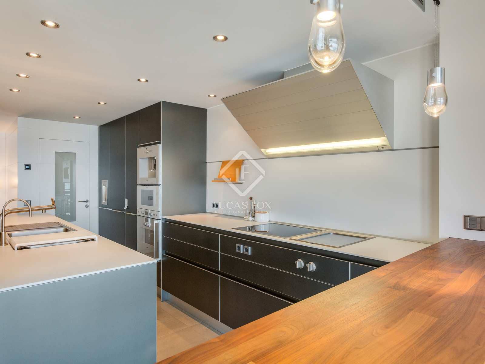 Apartamento de 3 habitaciones en Tossa de Mar en venta con garaje - 1.450.000 € (Ref: 8887013)