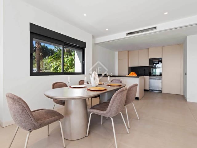 Ático de 3 habitaciones en El Paraiso, Estepona en venta con piscina garaje - 701.314 € (Ref: 8891590)