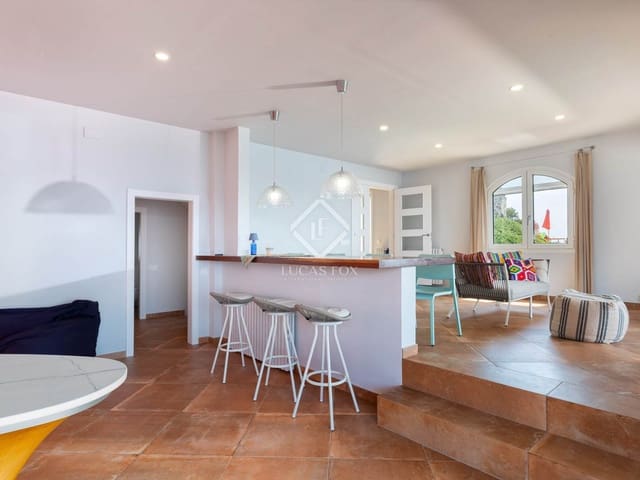 5 slaapkamer Villa te koop in Lloret de Mar met zwembad garage - € 1.847.000 (Ref: 8891754)