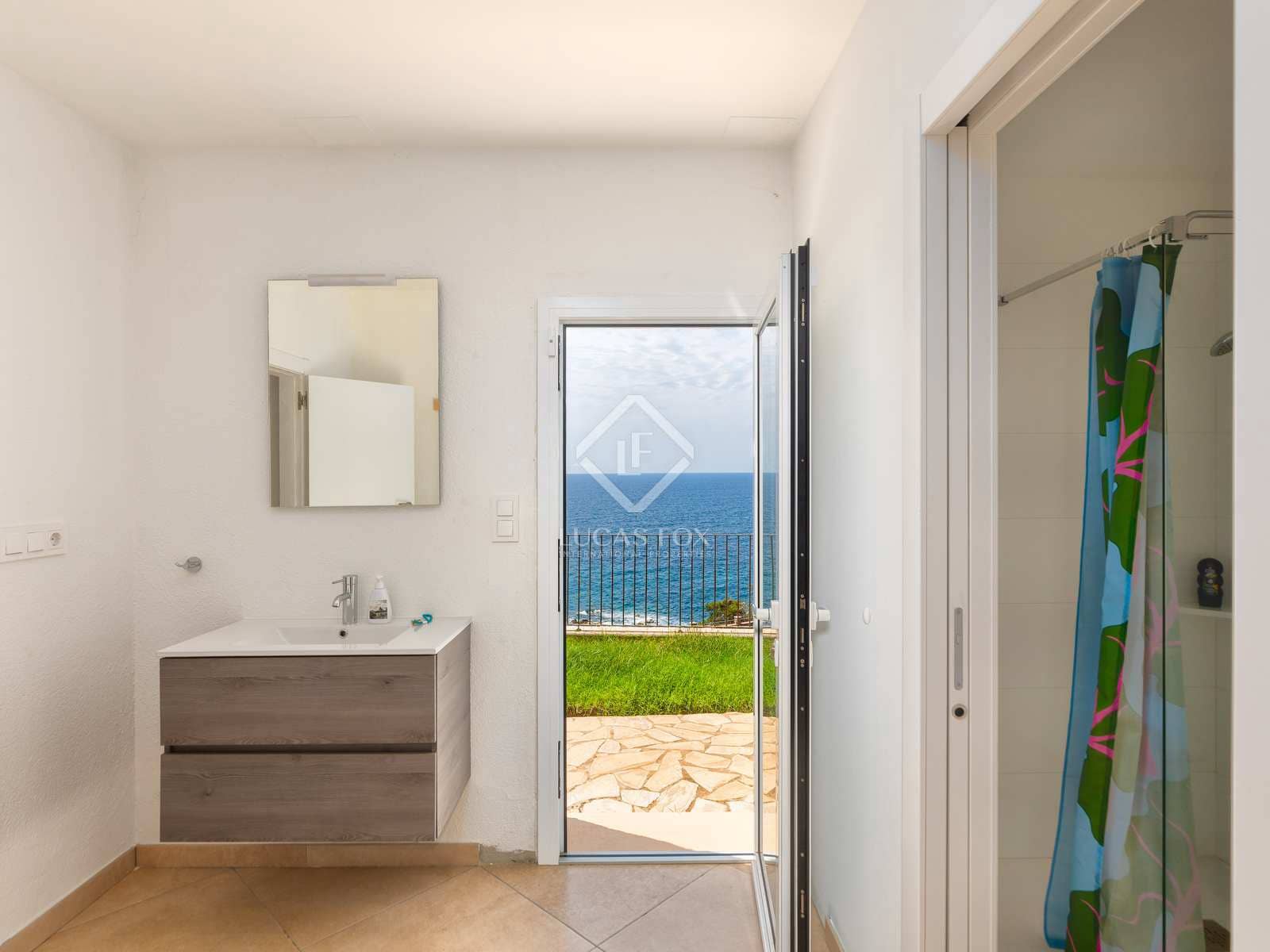 5 slaapkamer Villa te koop in Lloret de Mar met zwembad garage - € 1.847.000 (Ref: 8891754)