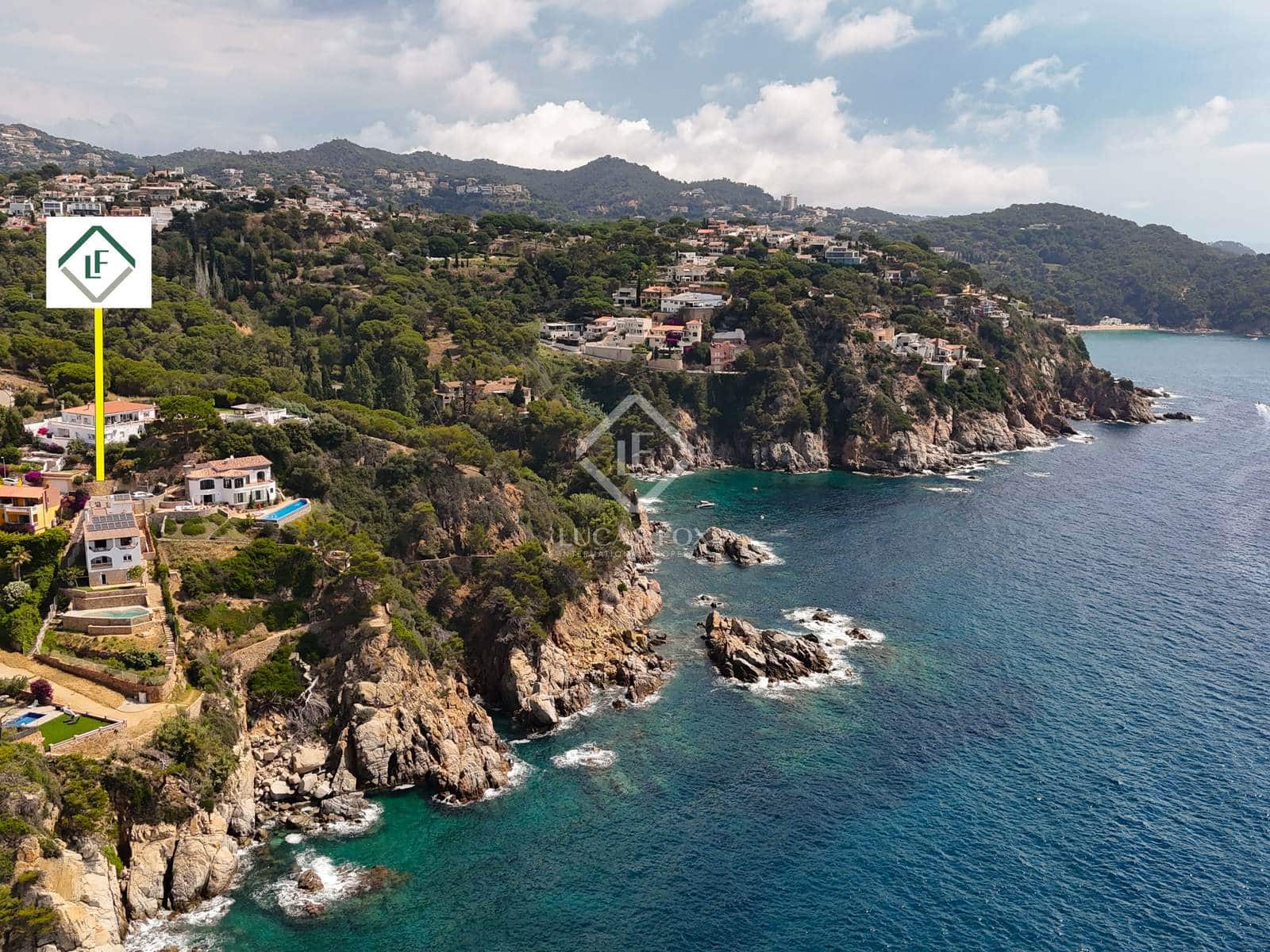 5 slaapkamer Villa te koop in Lloret de Mar met zwembad garage - € 1.847.000 (Ref: 8891754)