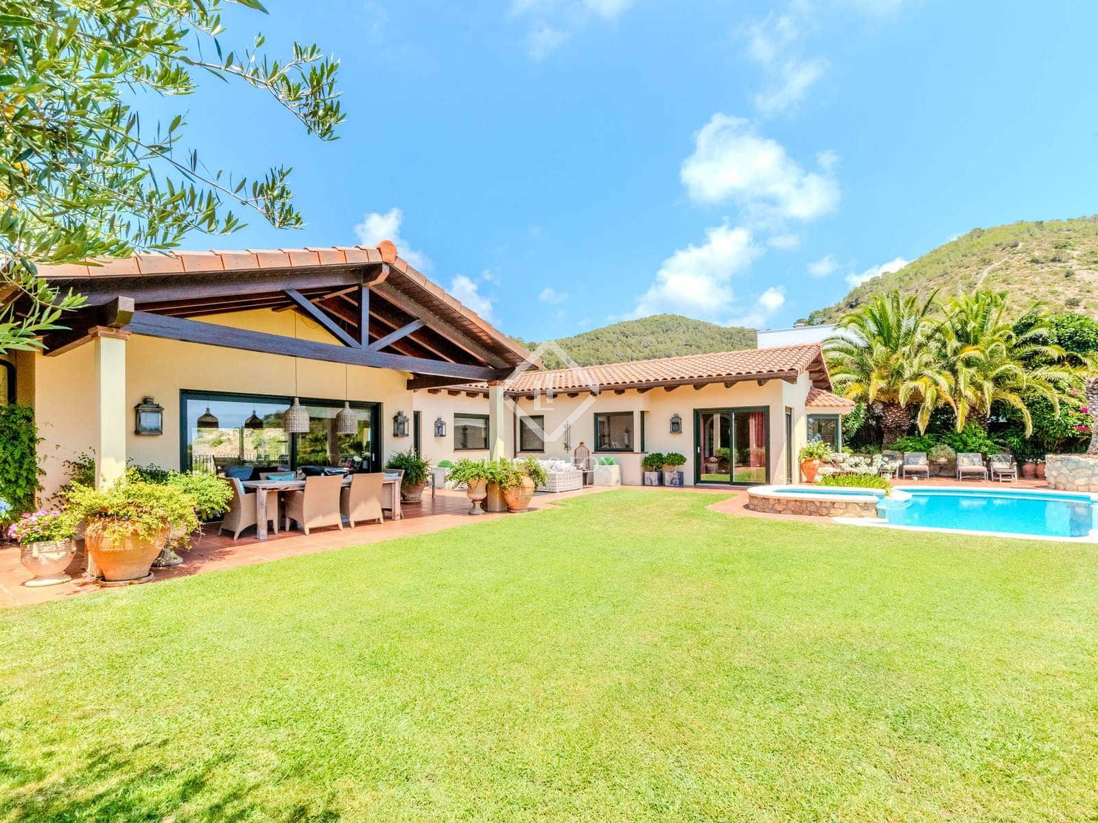 5 sypialnia Willa na sprzedaż w Sitges z basenem garażem - 2 650 000 € (Ref: 8893652)