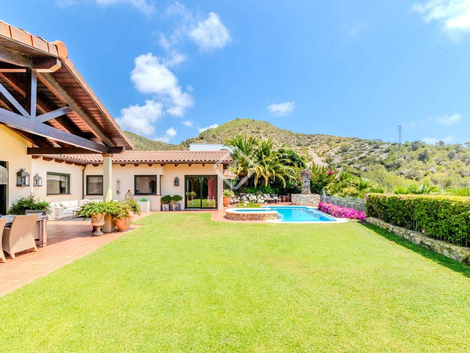 5 sypialnia Willa na sprzedaż w Sitges z basenem garażem - 2 650 000 € (Ref: 8893652)