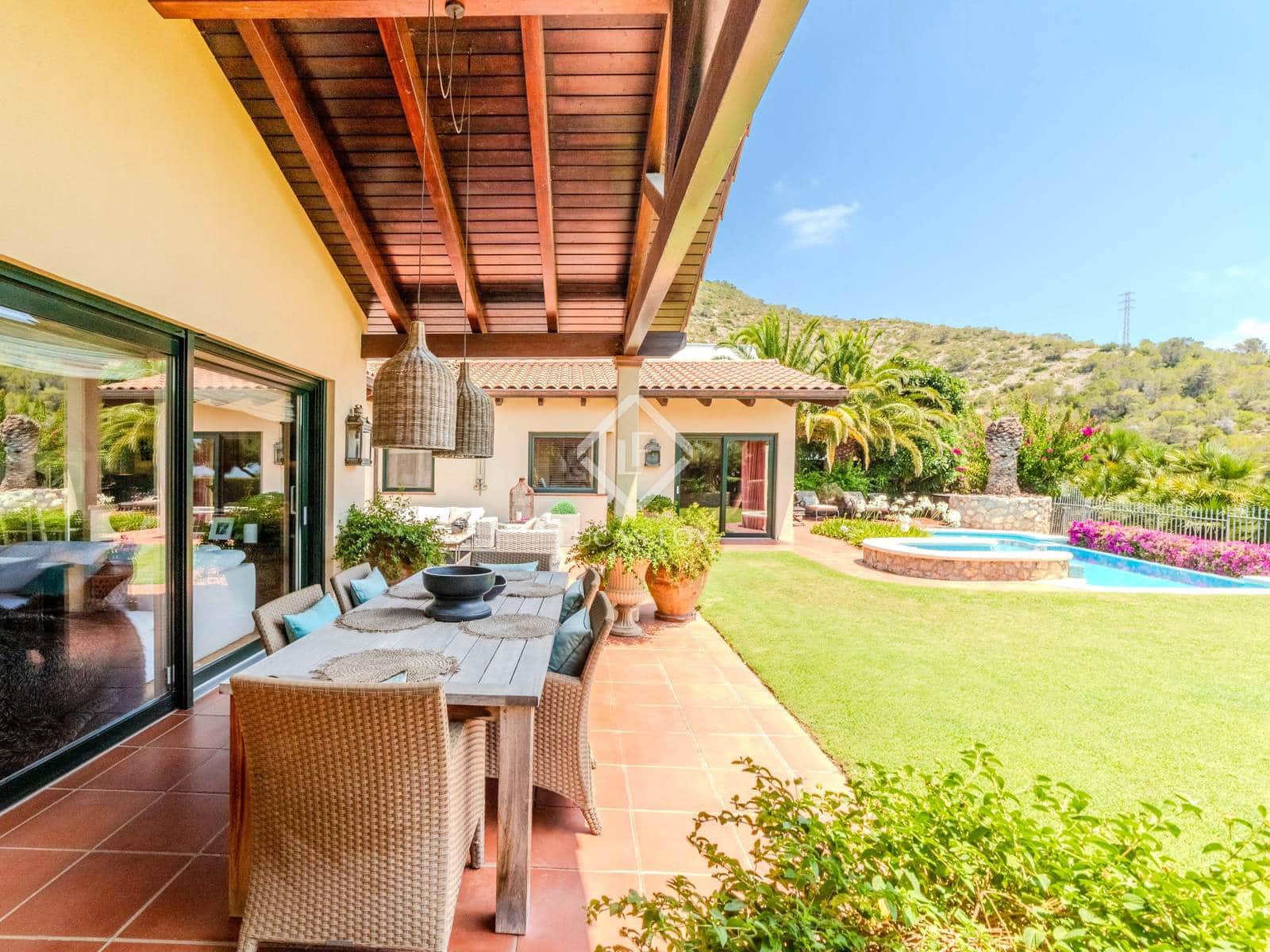 5 sypialnia Willa na sprzedaż w Sitges z basenem garażem - 2 650 000 € (Ref: 8893652)