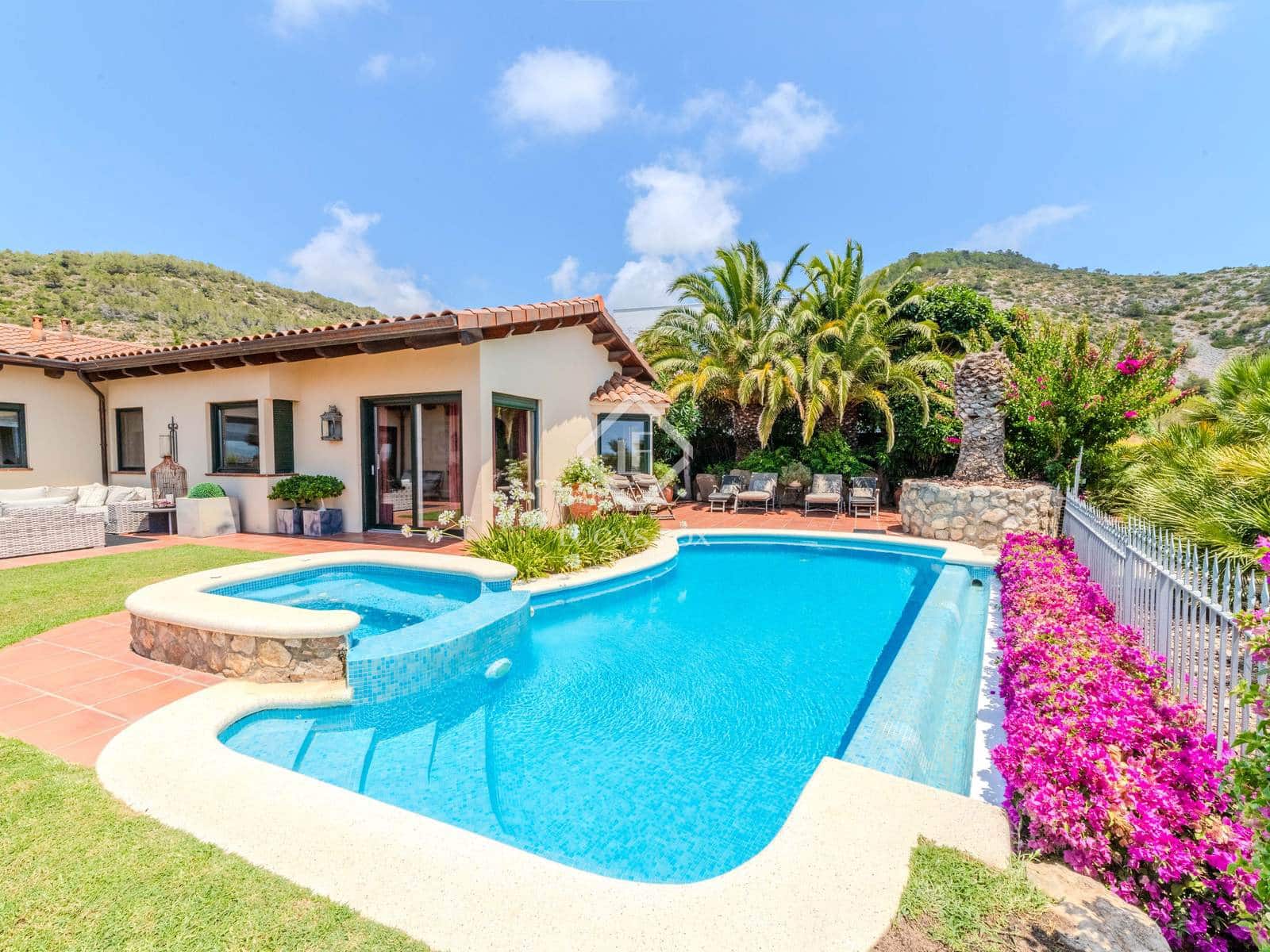 5 sypialnia Willa na sprzedaż w Sitges z basenem garażem - 2 650 000 € (Ref: 8893652)