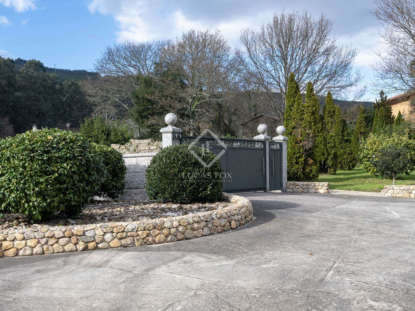 3 soveværelse Villa til salg i O Rosal med garage - € 545.000 (Ref: 8894249)