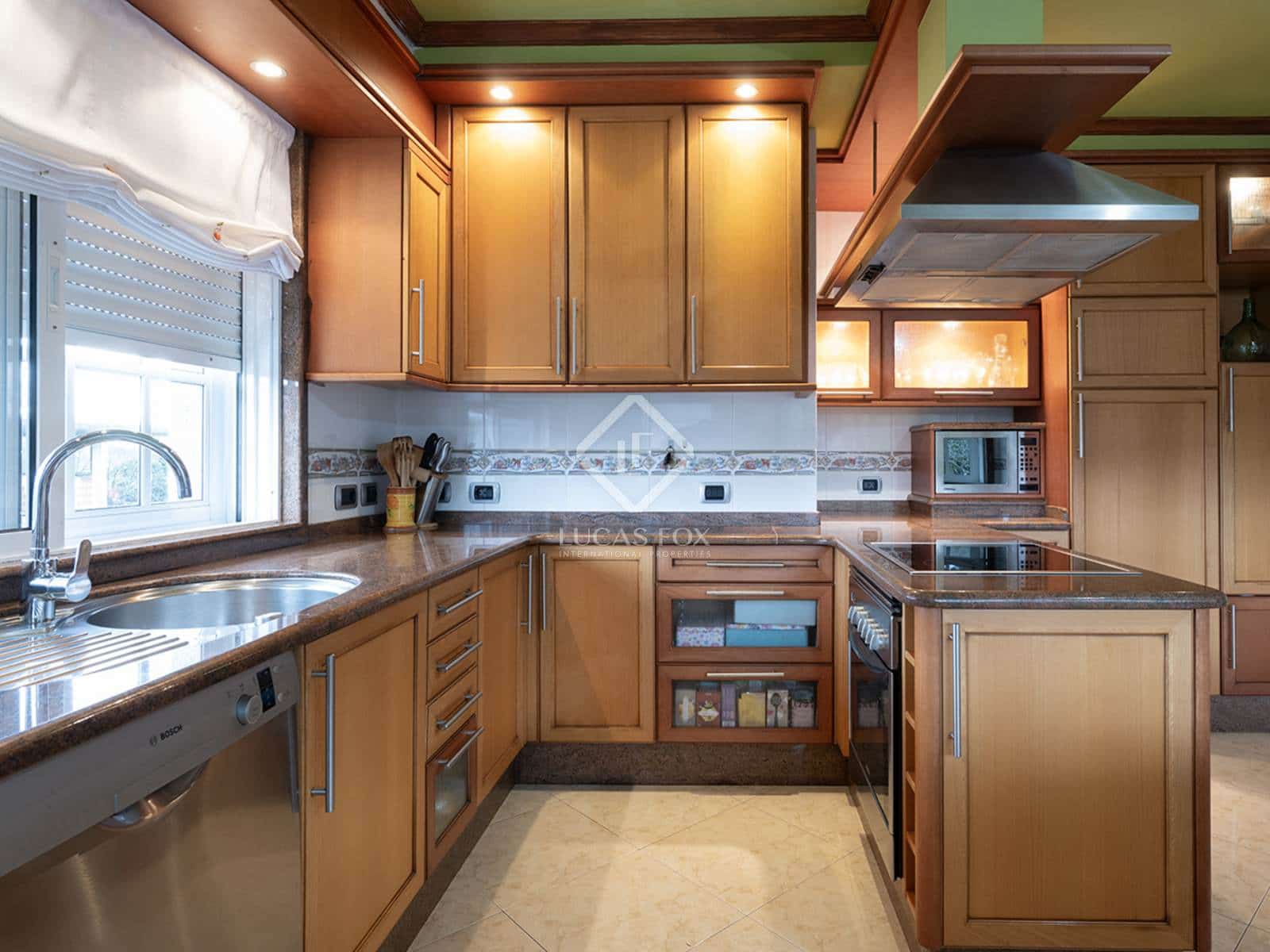 3 soveværelse Villa til salg i O Rosal med garage - € 545.000 (Ref: 8894249)