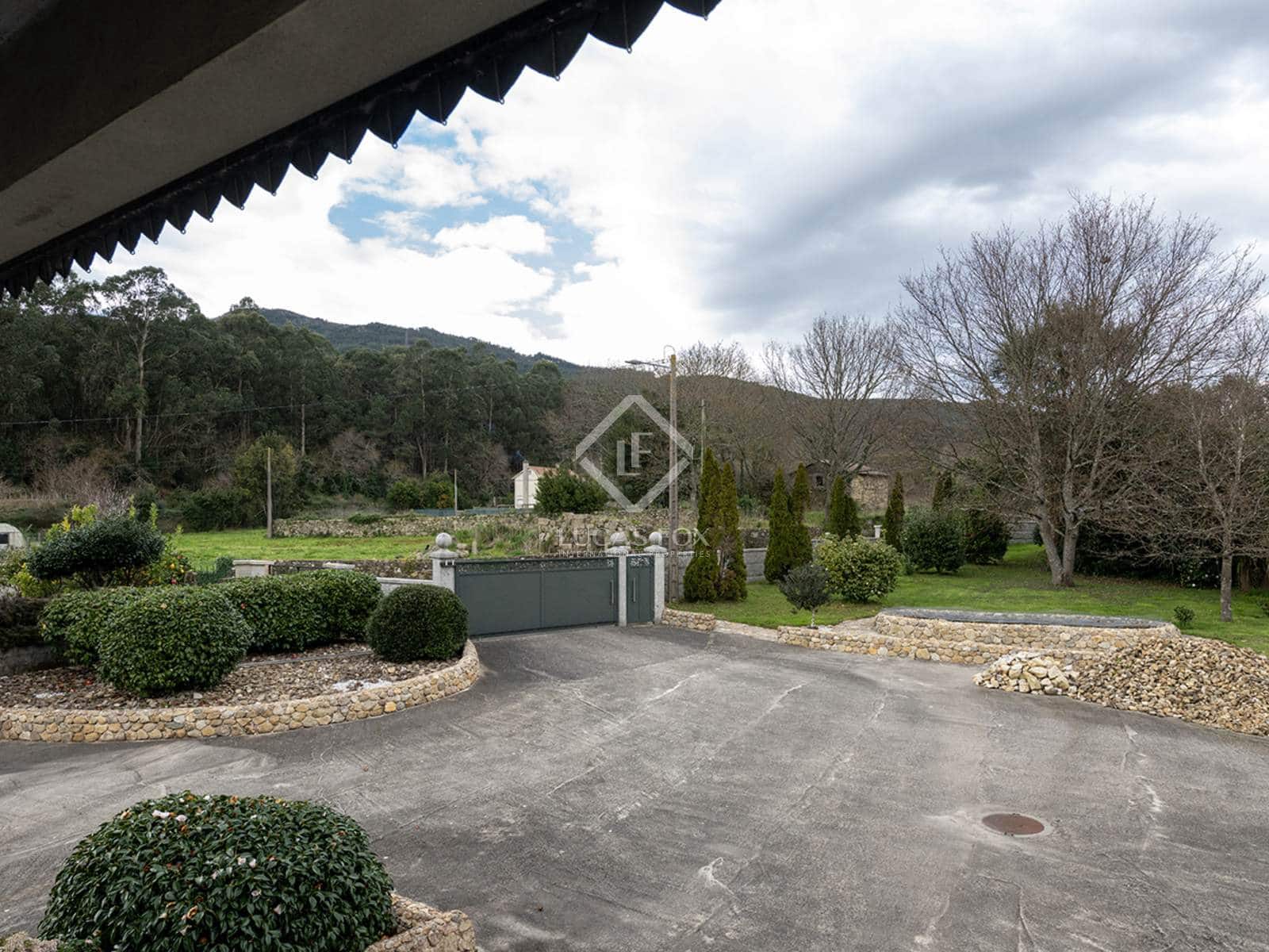 3 soveværelse Villa til salg i O Rosal med garage - € 545.000 (Ref: 8894249)