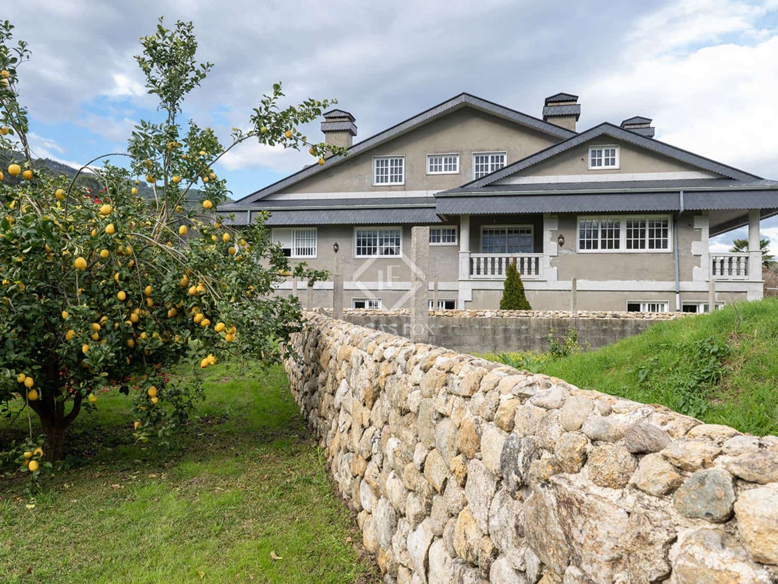 3 soveværelse Villa til salg i O Rosal med garage - € 545.000 (Ref: 8894249)
