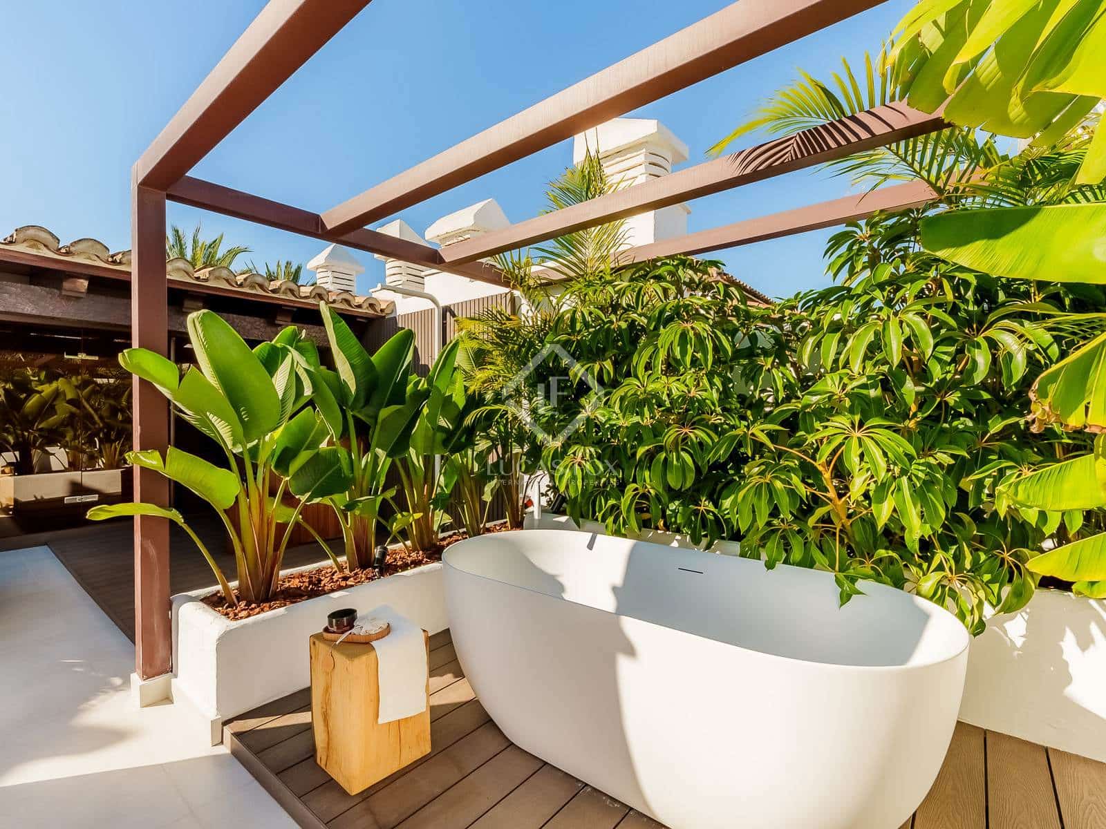 3 chambre Appartement à vendre à Estepona - 2 495 000 € (Ref: 8895561)