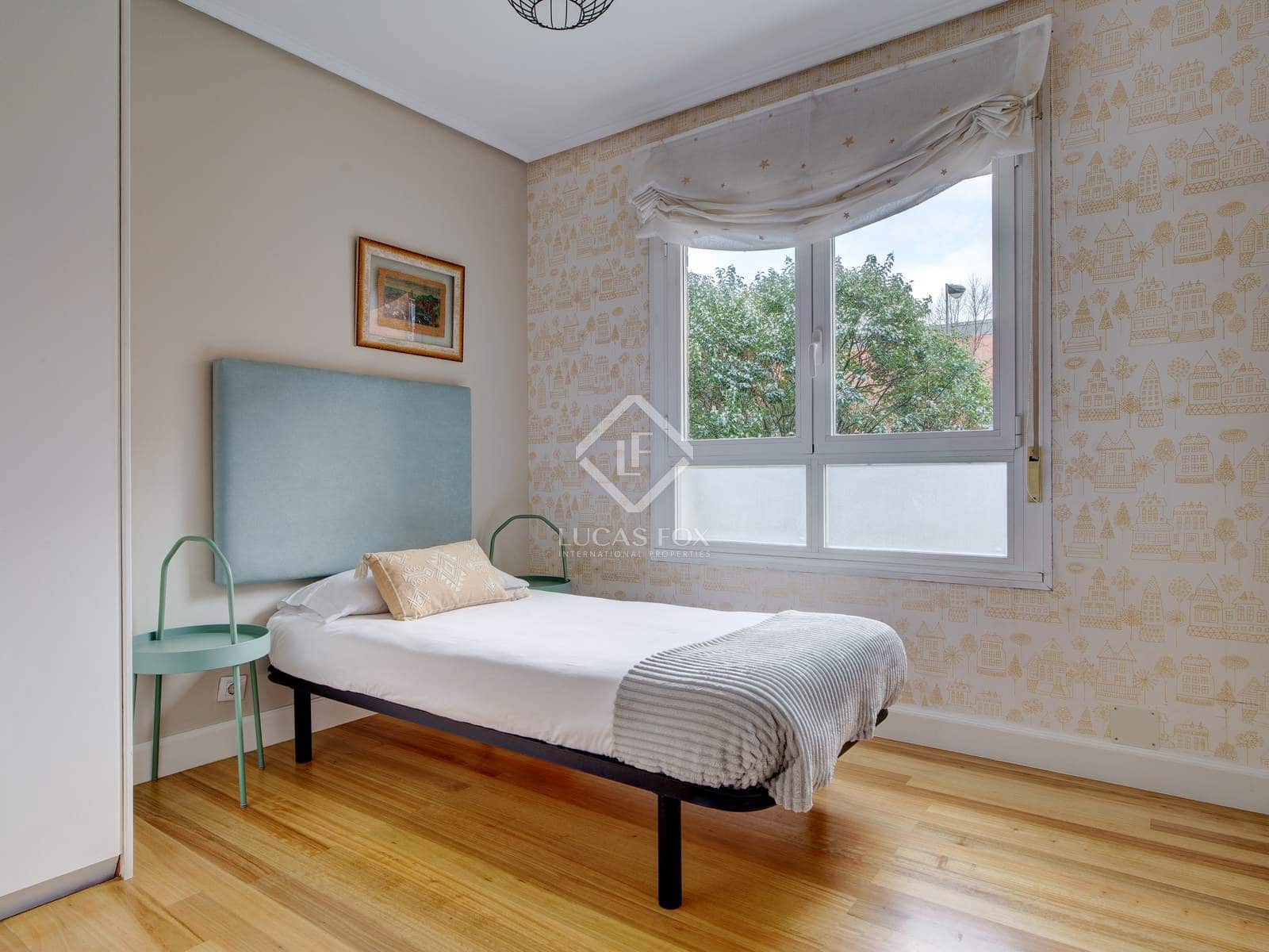 3 soveværelse Lejlighed til salg i Bilbao med garage - € 438.000 (Ref: 8895573)