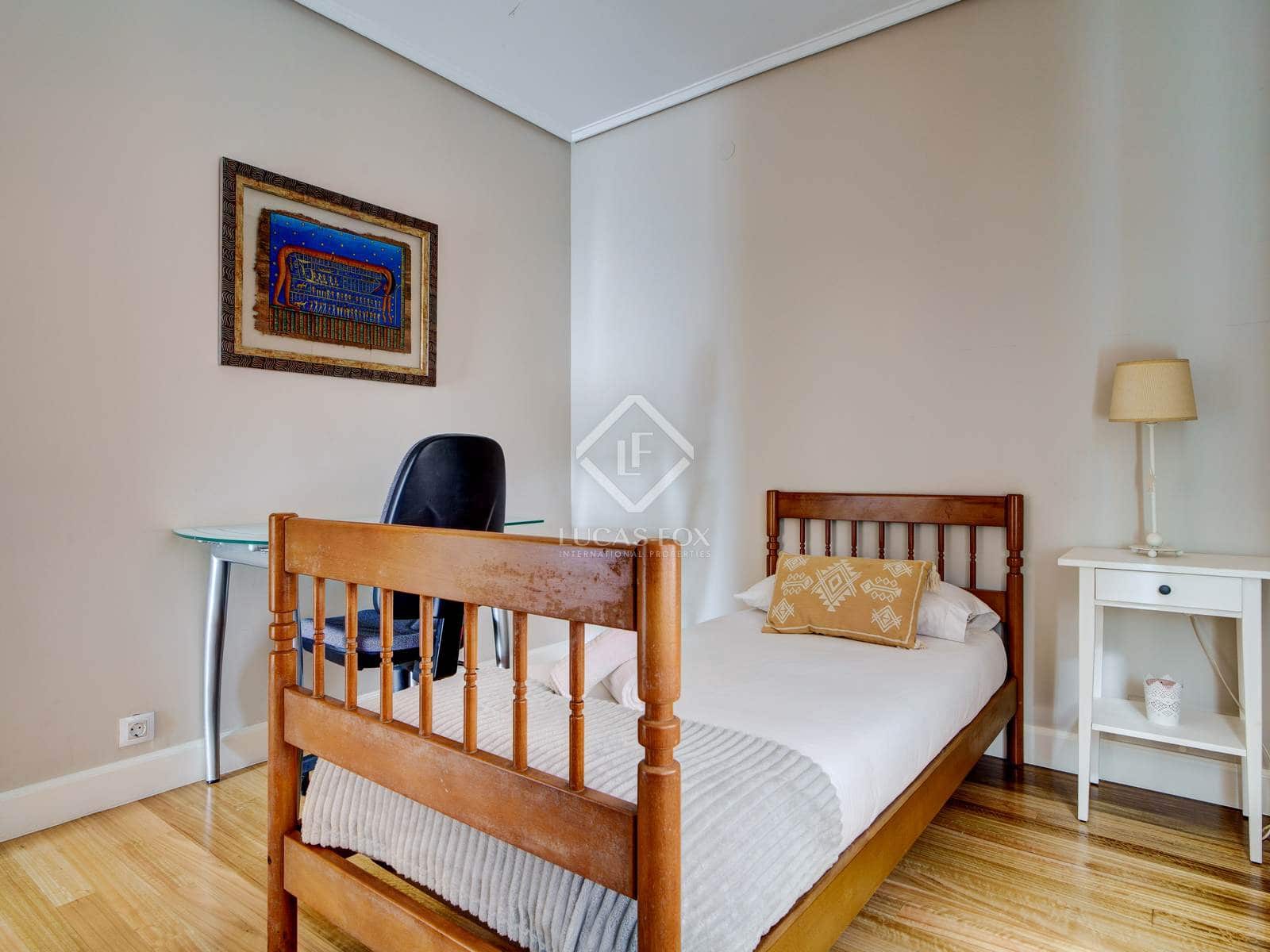 3 soveværelse Lejlighed til salg i Bilbao med garage - € 438.000 (Ref: 8895573)