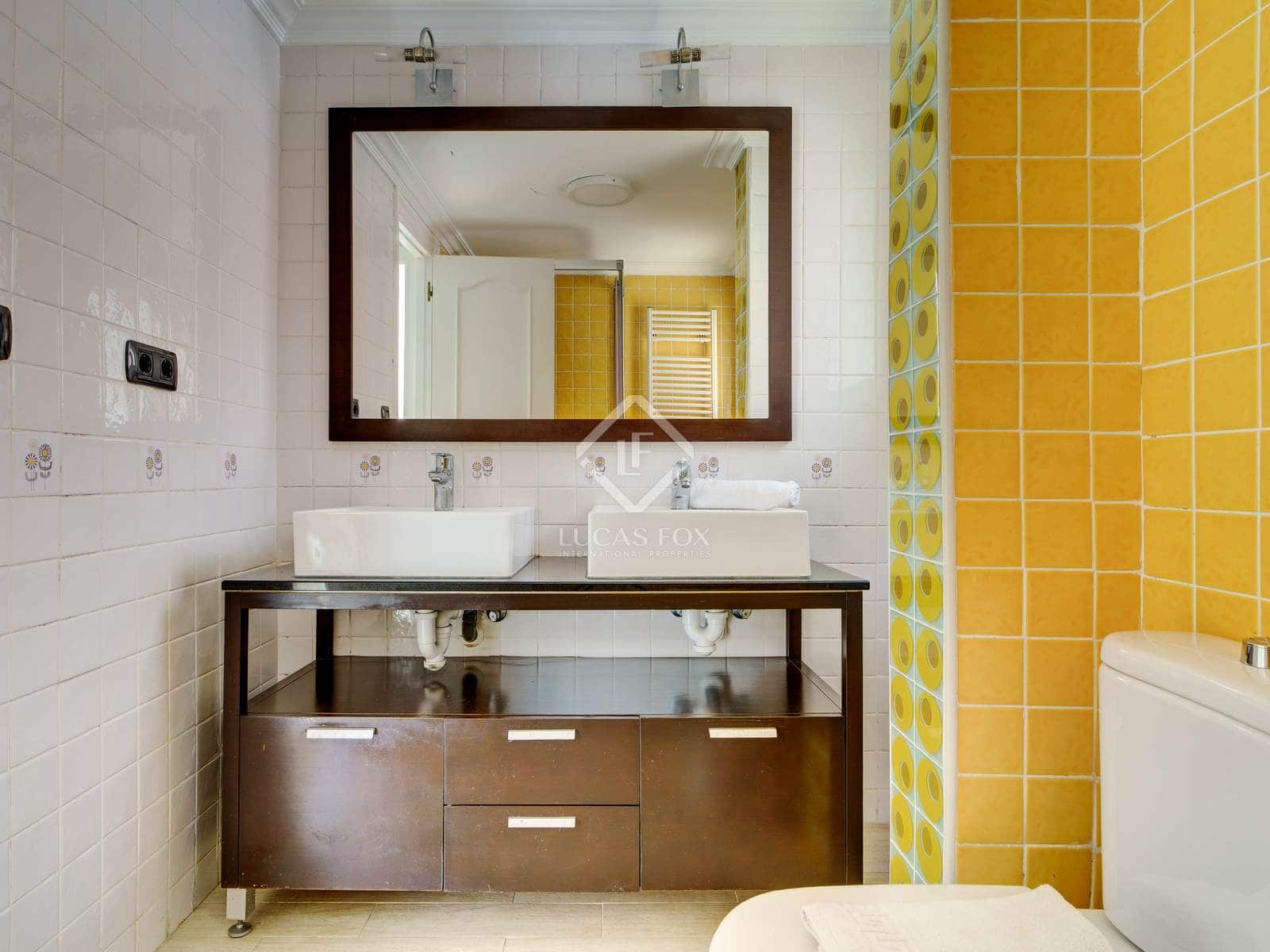 3 soveværelse Lejlighed til salg i Bilbao med garage - € 438.000 (Ref: 8895573)