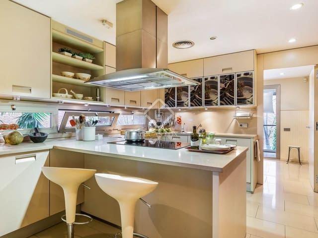 5 slaapkamer Appartement te koop in Barcelona stad met garage - € 4.950.000 (Ref: 8895865)