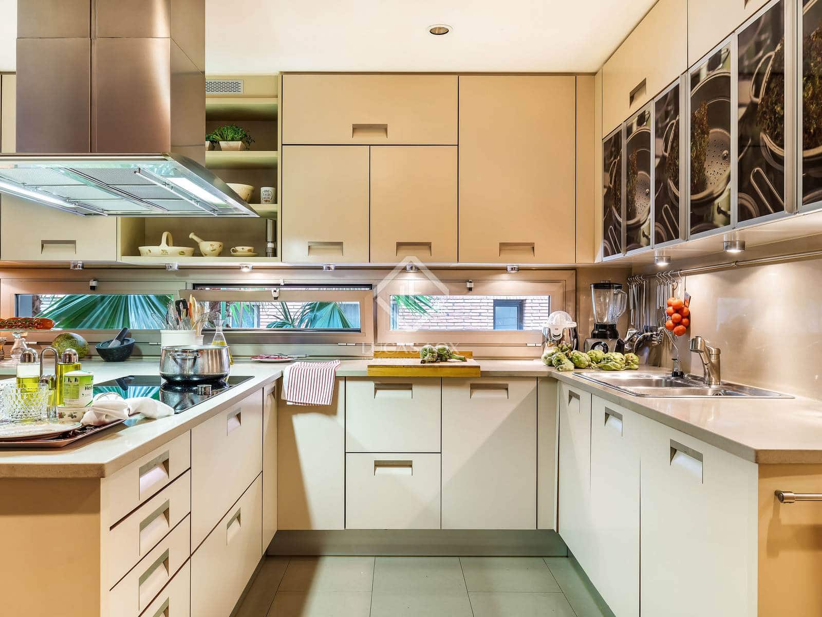 5 slaapkamer Appartement te koop in Barcelona stad met garage - € 4.950.000 (Ref: 8895865)