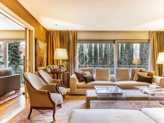 5 slaapkamer Appartement te koop in Barcelona stad met garage - € 4.950.000 (Ref: 8895865)