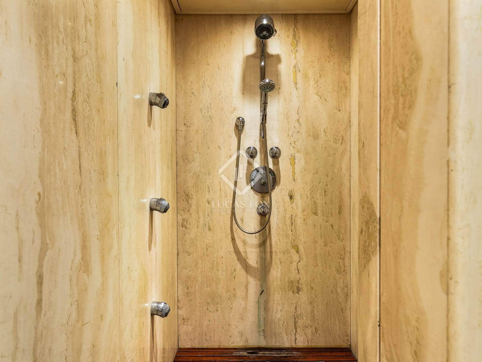 5 slaapkamer Appartement te koop in Barcelona stad met garage - € 4.950.000 (Ref: 8895865)