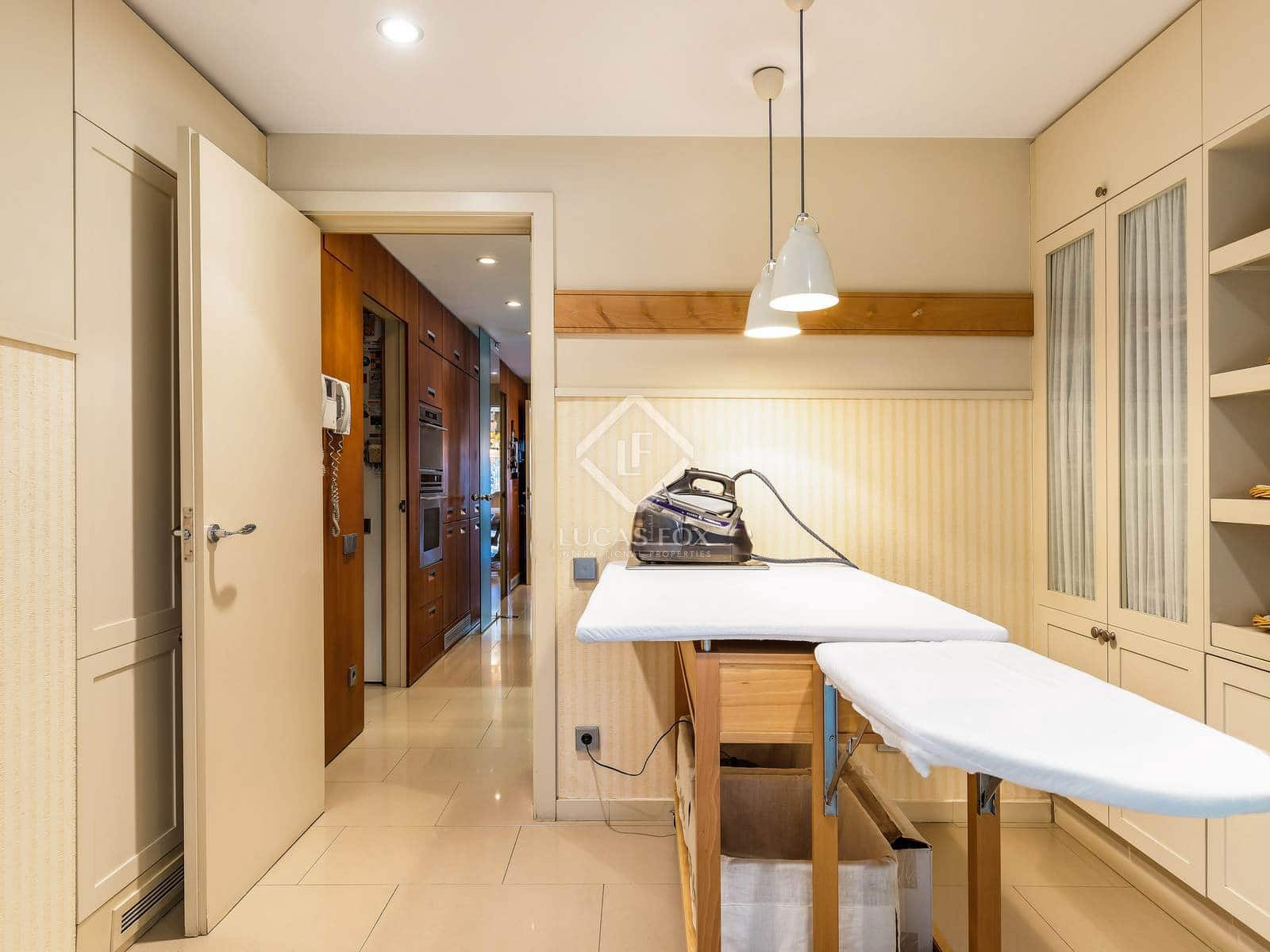 5 slaapkamer Appartement te koop in Barcelona stad met garage - € 4.950.000 (Ref: 8895865)