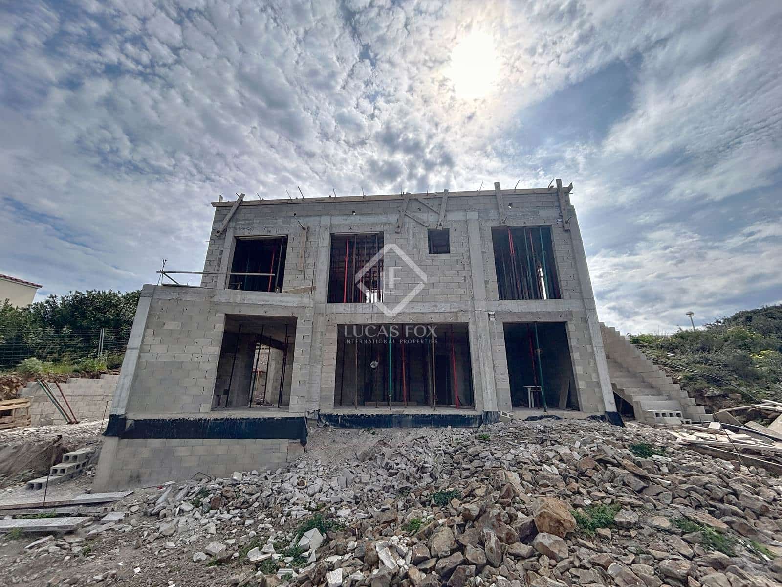 4 soverom Villa til salgs i Mahon / Mao med svømmebasseng garasje - € 895 000 (Ref: 8897314)