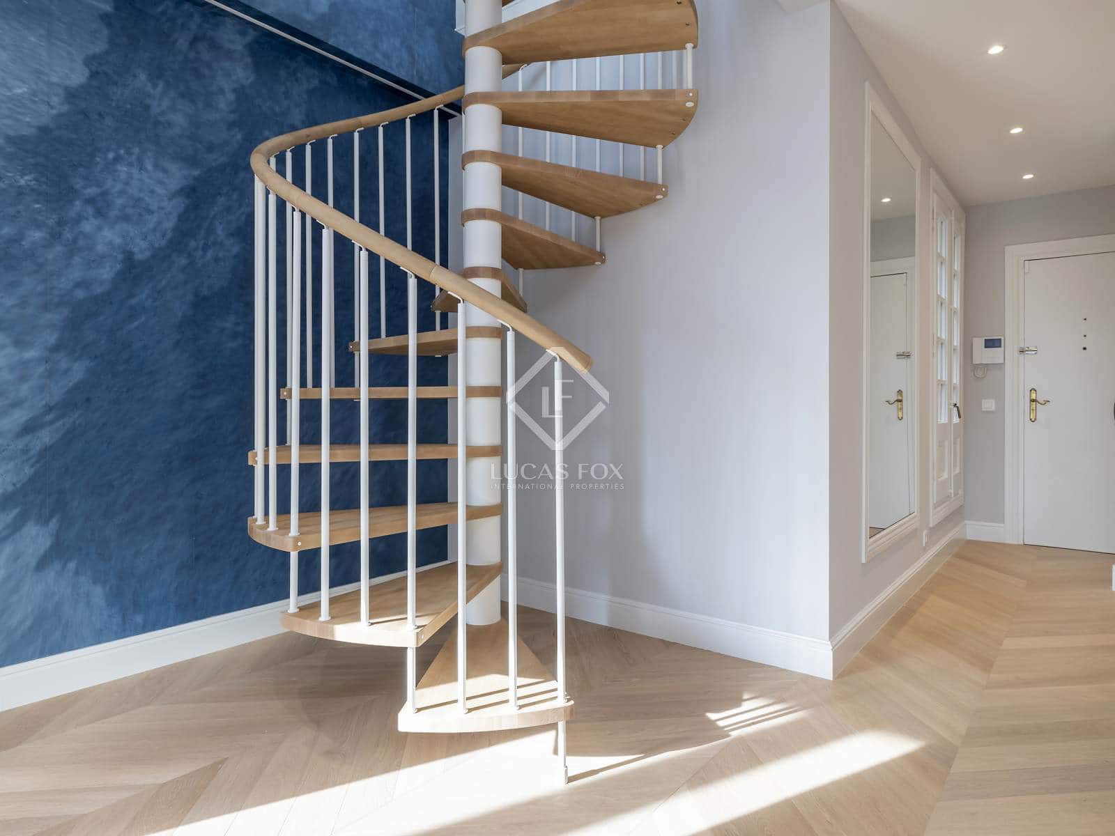 3 slaapkamer Penthouse te koop in Barcelona stad - € 1.675.000 (Ref: 8897315)