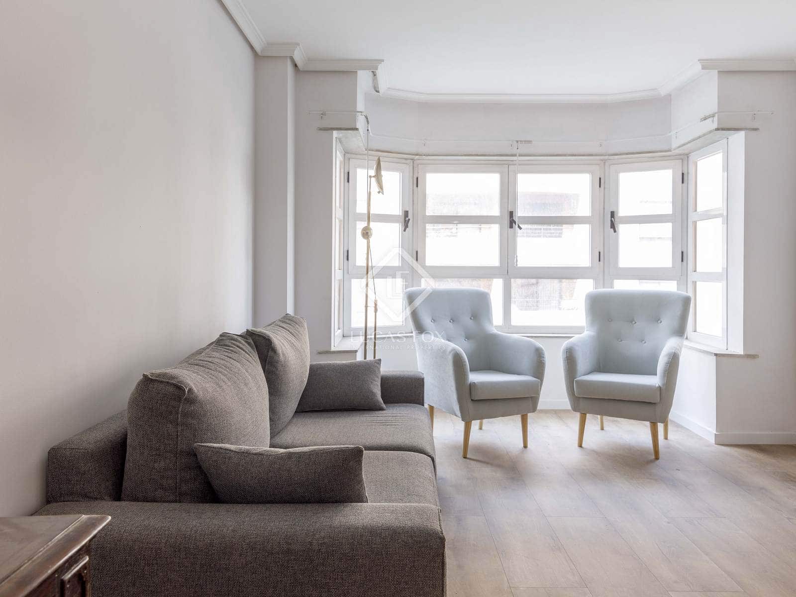 4 soverom Leilighet til leie i Valencia by med garasje - € 2 100 (Ref: 8898149)