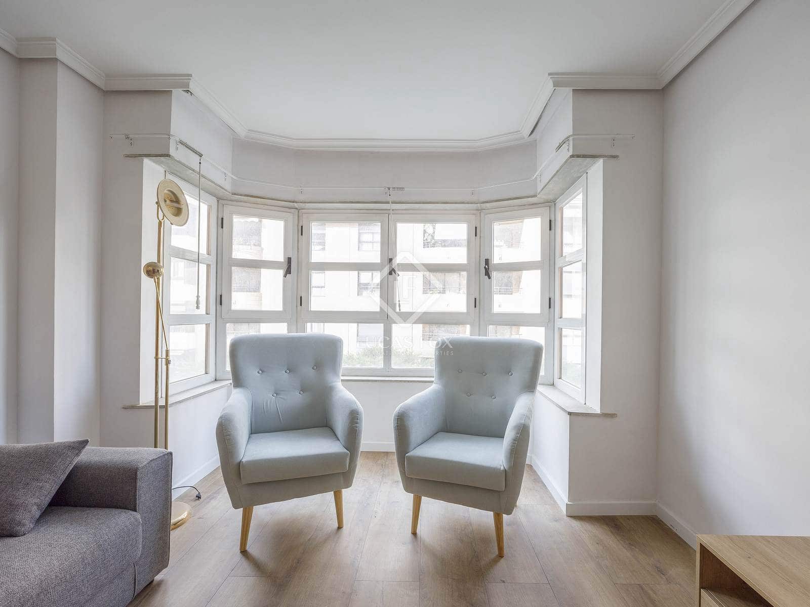 4 soverom Leilighet til leie i Valencia by med garasje - € 2 100 (Ref: 8898149)