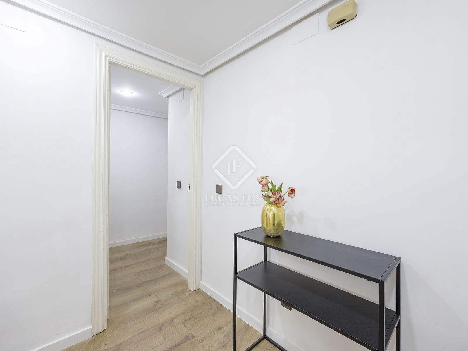 4 soverom Leilighet til leie i Valencia by med garasje - € 2 100 (Ref: 8898149)