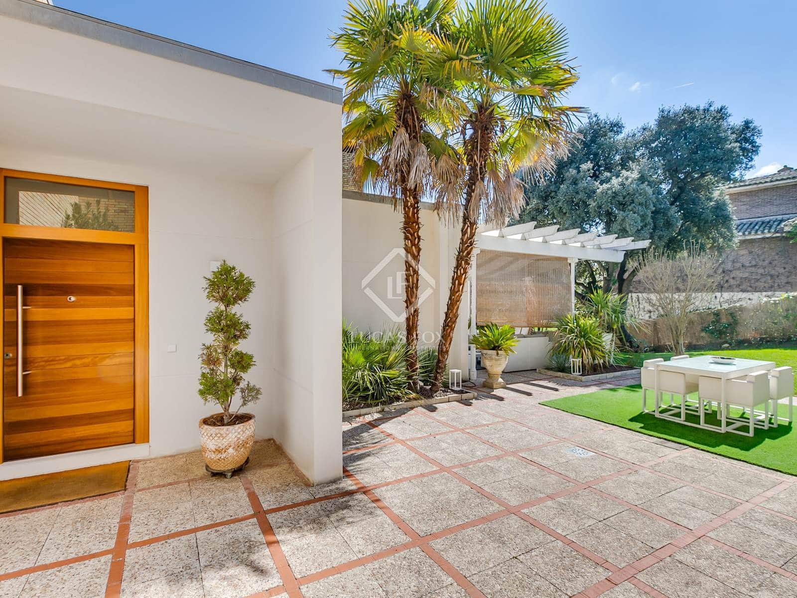 5 soveværelse Villa til salg i Algete med swimmingpool garage - € 1.695.000 (Ref: 8901501)