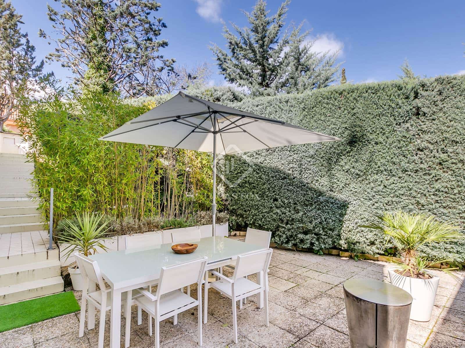 5 soveværelse Villa til salg i Algete med swimmingpool garage - € 1.695.000 (Ref: 8901501)