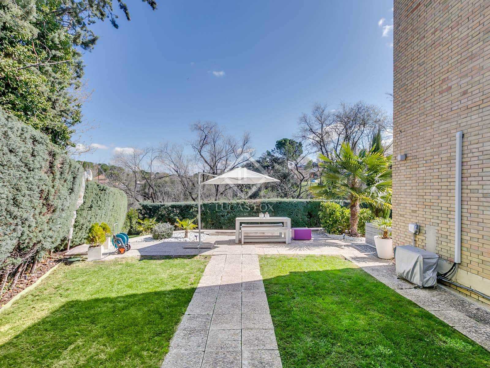 5 soveværelse Villa til salg i Algete med swimmingpool garage - € 1.695.000 (Ref: 8901501)