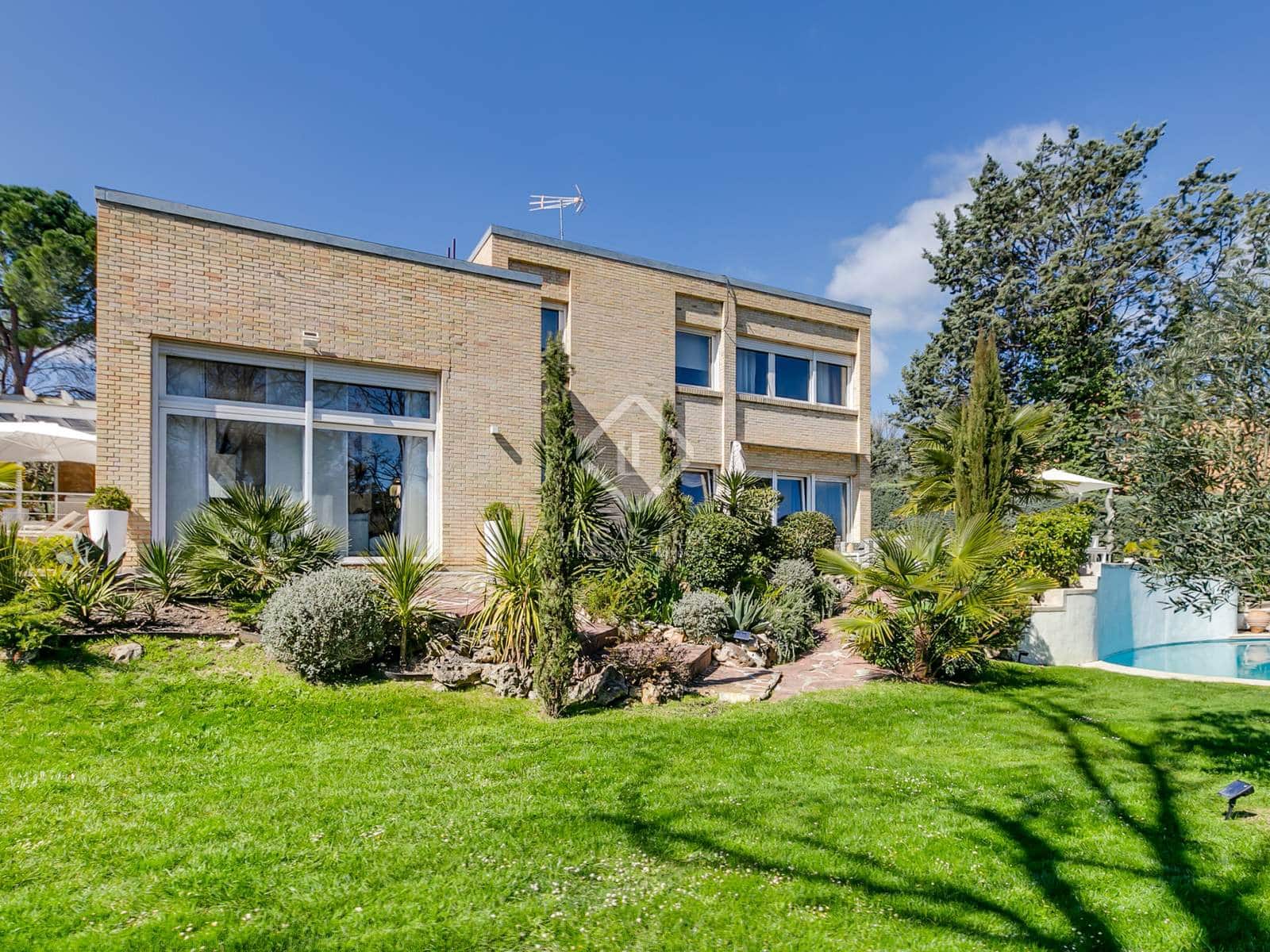 5 soveværelse Villa til salg i Algete med swimmingpool garage - € 1.695.000 (Ref: 8901501)