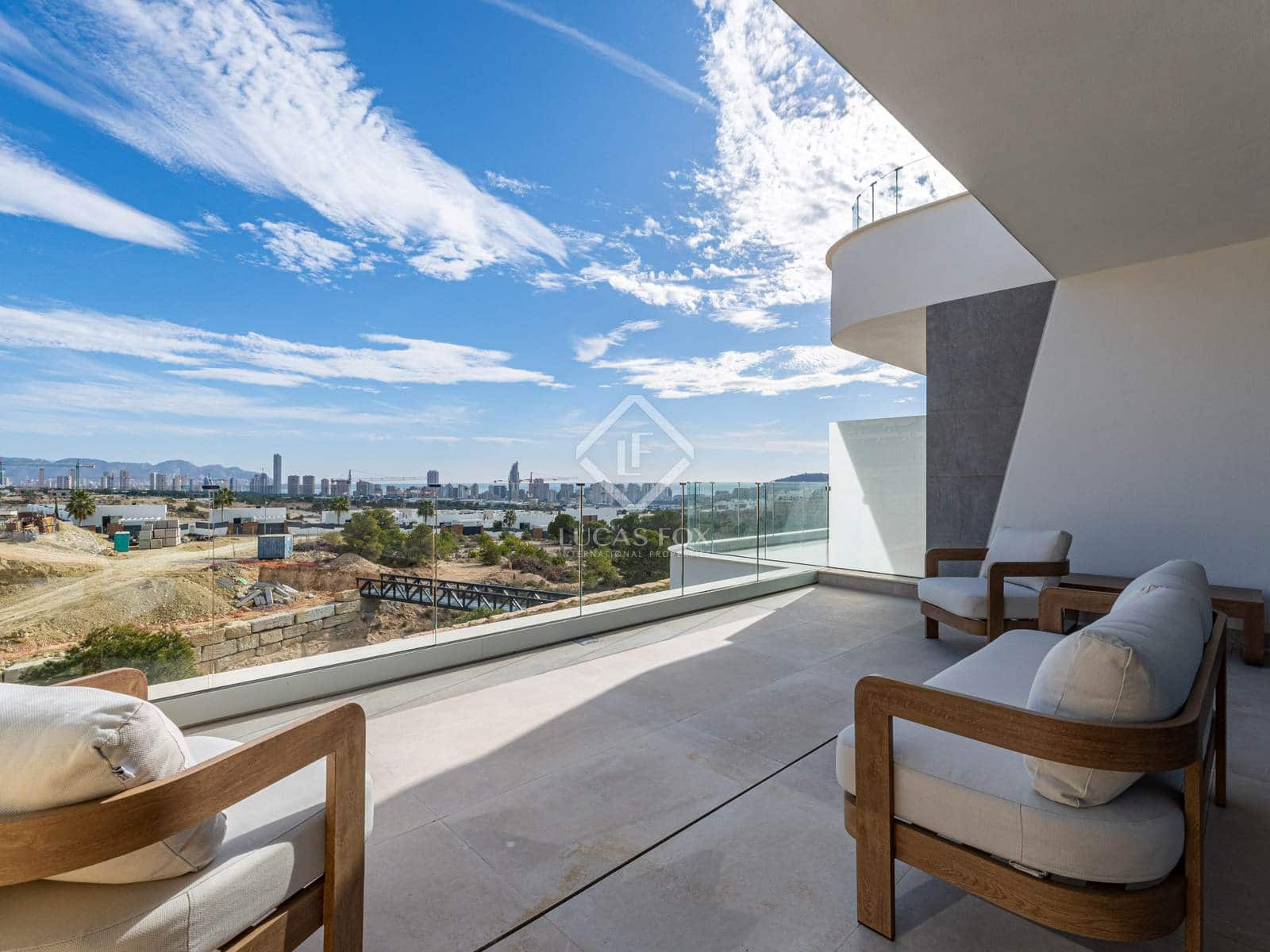 2 slaapkamer Villa te koop in Finestrat met zwembad garage - € 610.000 (Ref: 8901582)